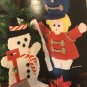 Holiday Centerpieces Window Hangings in Plastic Canvas Pattern Mangelsen's 01911