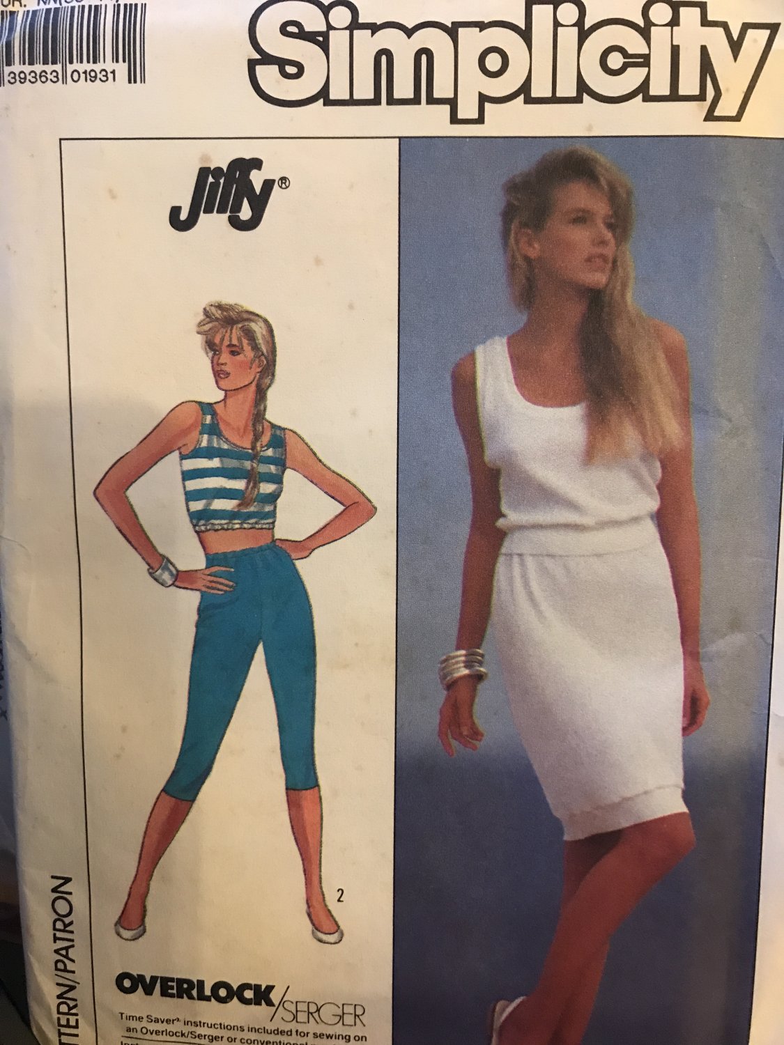 Simplicity 8126 Jiffy Misses' Fitted top and pull-on pants and skirt Sewing Pattern size 10 - 16