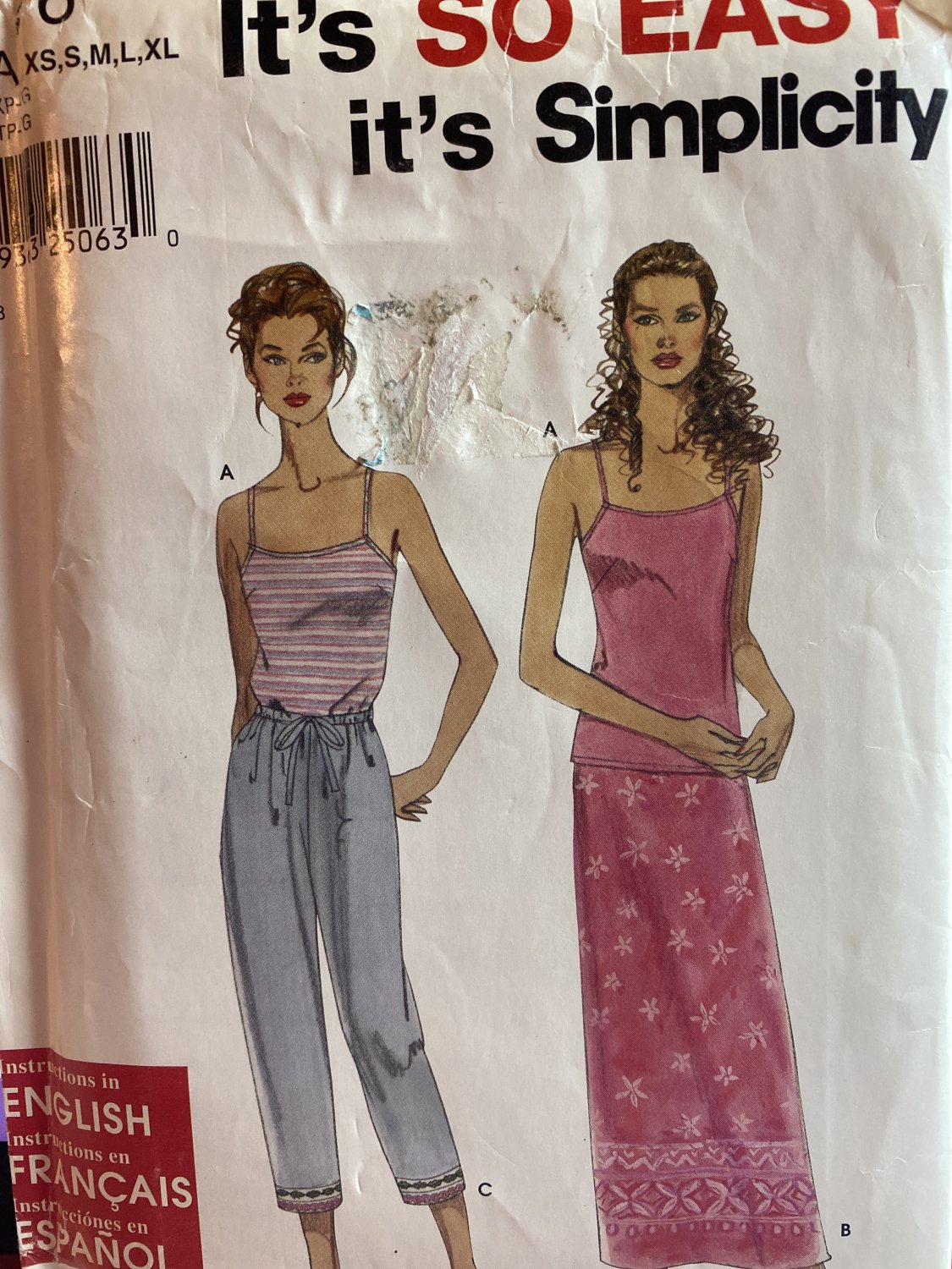 Simplicity 9776 Misses' Top, Skirt and Capri Pants It's So Easy Sewing Pattern Size 6 - 24