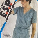 Simplicity E.S.P. 5695 Misses' Pullover Top and Pull-On Shorts vintage sewing pattern from 1982 Simplicity E.S.P. 5695 Misses' Pullover Top and Pull-On Shorts vintage sewing pattern from 1982