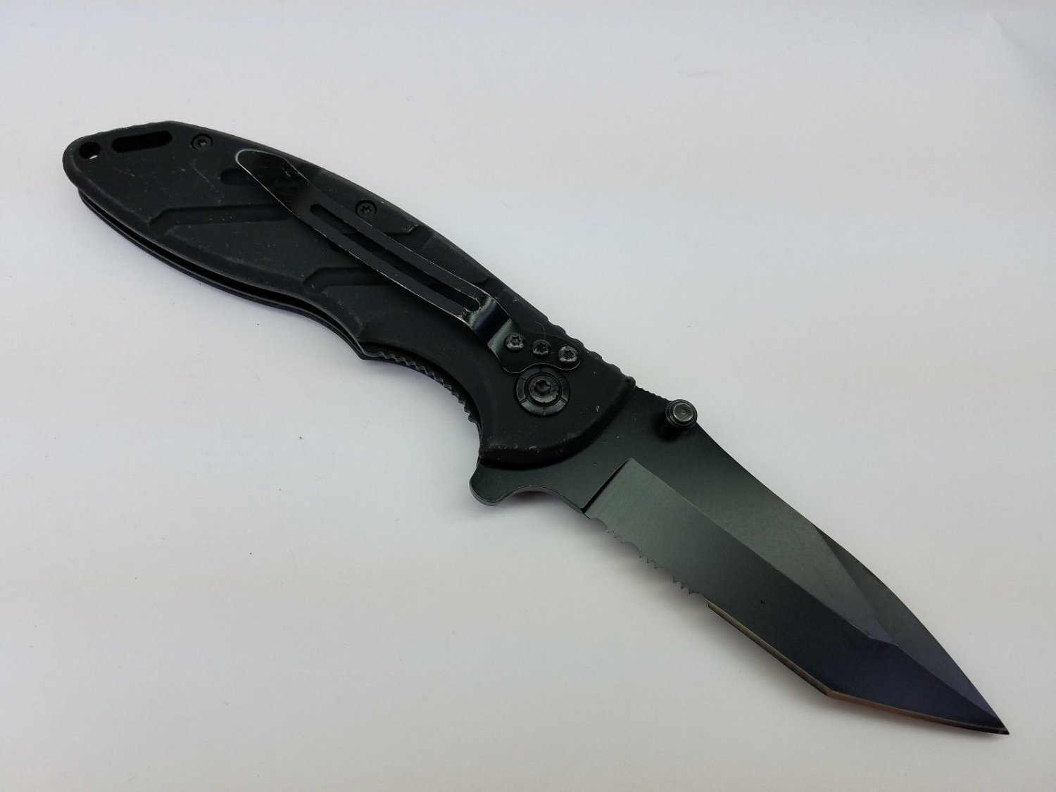 Smith and Wesson Extreme Ops Tactical Knife B038 440C Stainless Steel