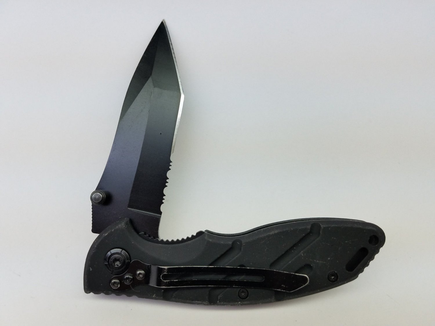 Smith and Wesson Extreme Ops Tactical Knife B038 440C Stainless Steel