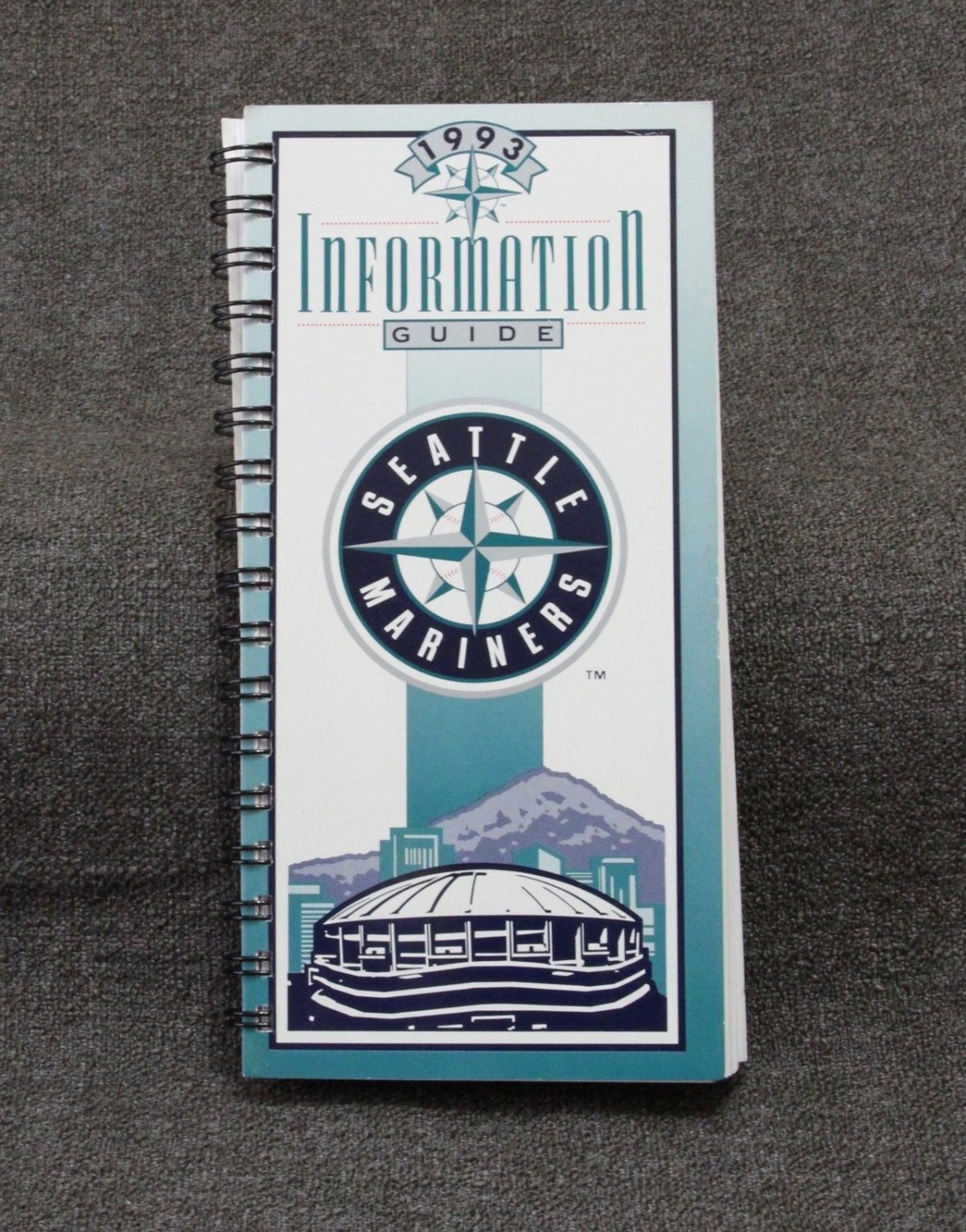1993 Seattle Mariners Media Guide RARE Wire-O Bound Excellent Condition