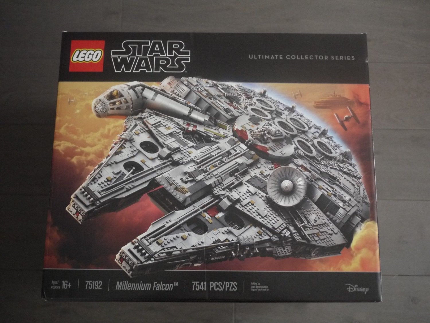 star wars lego millennium falcon ultimate collector series 75192