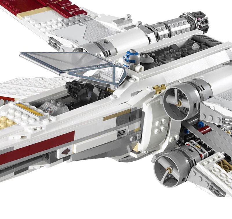 LEGO 10240 Star Wars Red Five X-wing Starfighter