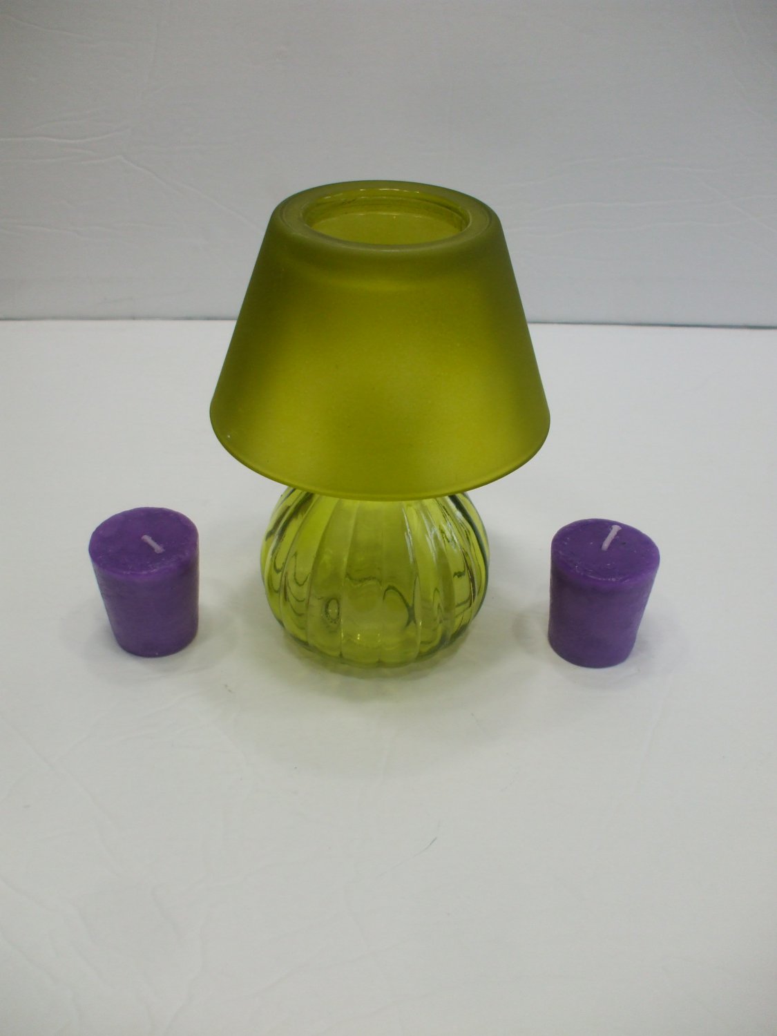 Mini Green Glass Candle Holder Lamp With 2 Mini lavender Scented Votive Candles