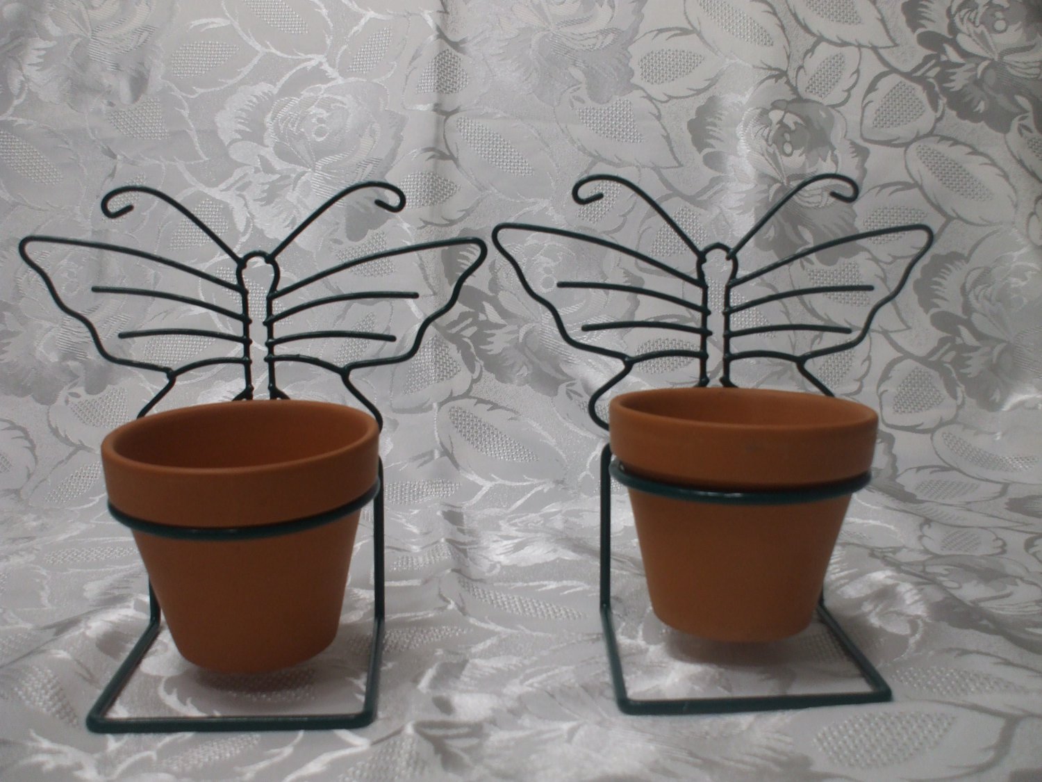 2 Terra Cotta Pots With Green Metal Butterfly Hanger