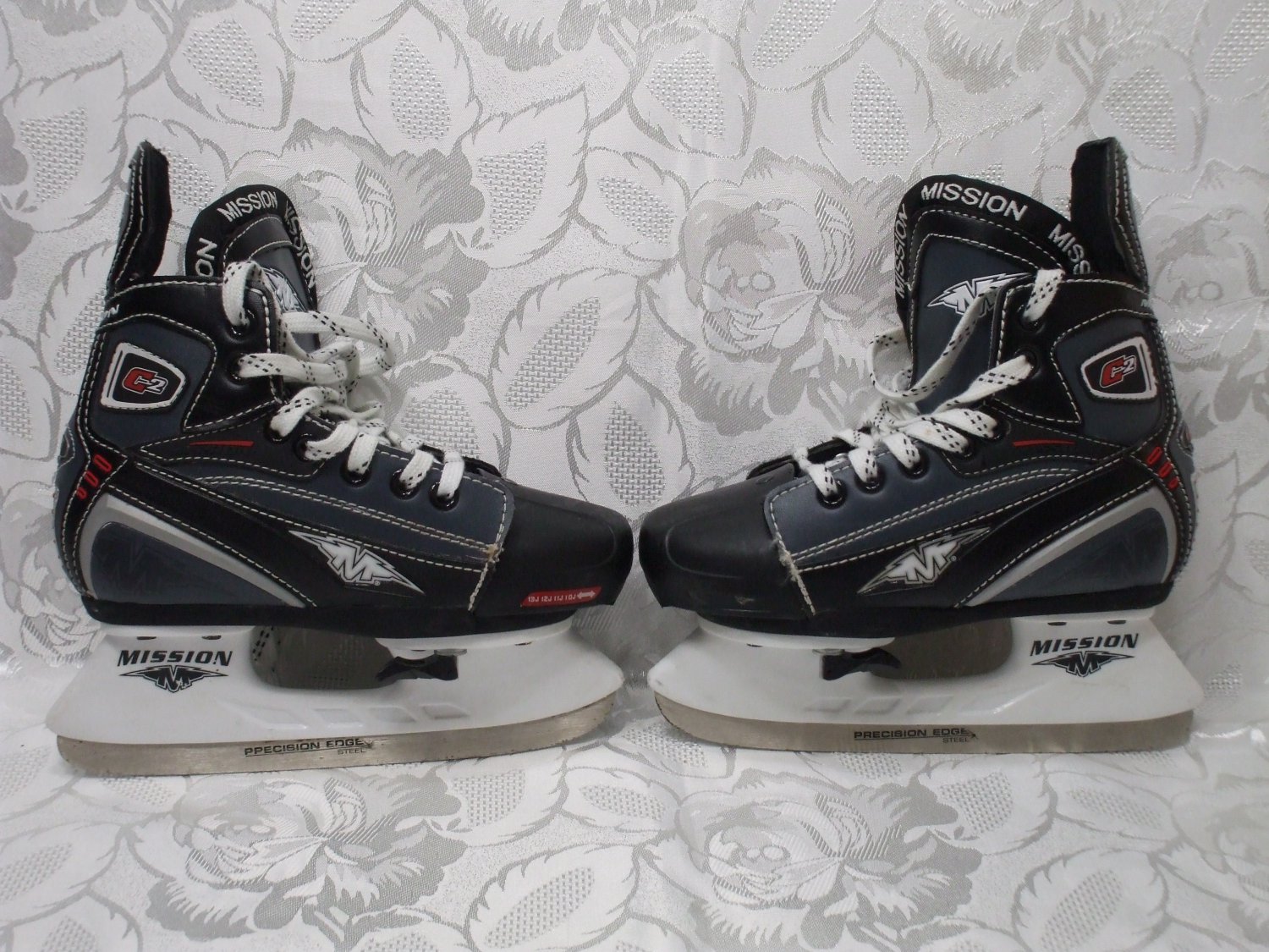 Boys Mission Adjustable Hockey Ice Skates Y10-Y13