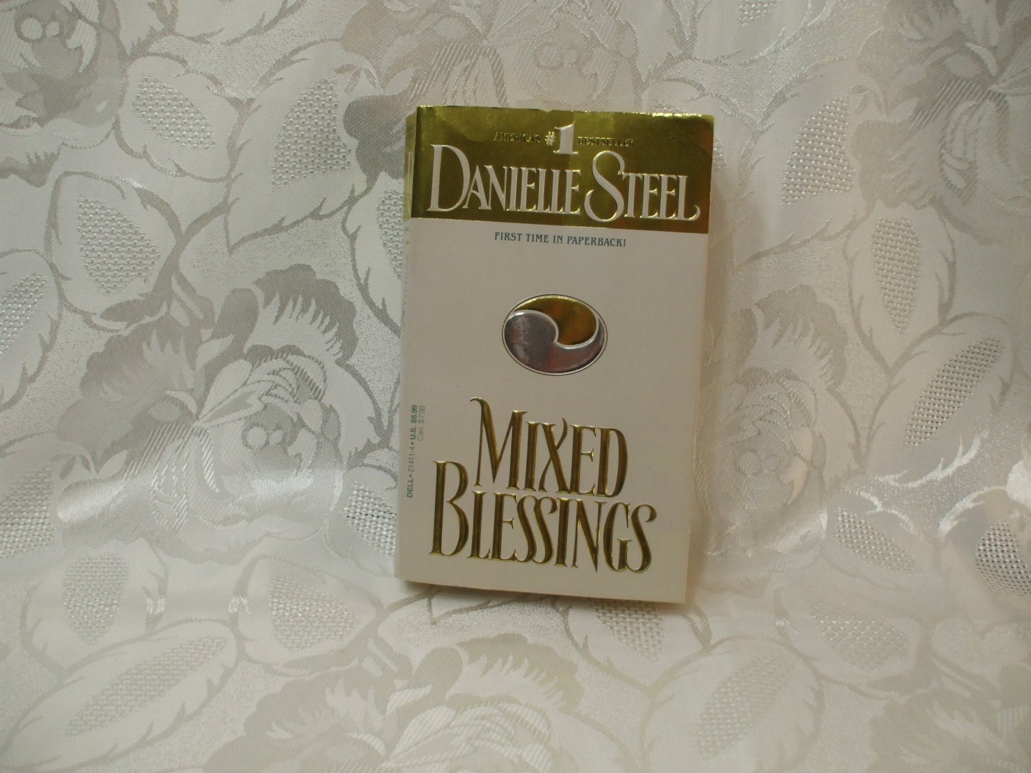Danielle Steel Mixed Blessings Paperback 416 pages