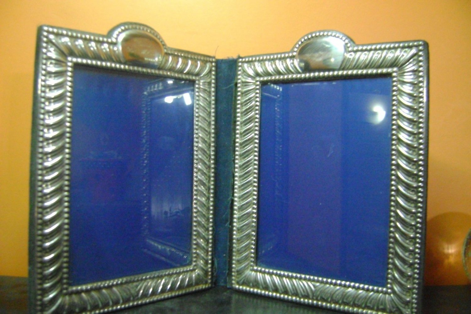 vintage   Silver Plated picture frame made in England EPNS sheffield england