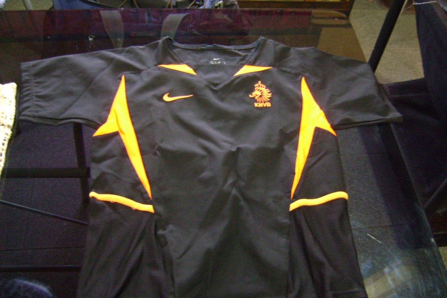 old soccer  black Jersey Holland   size boys van nistelrooy