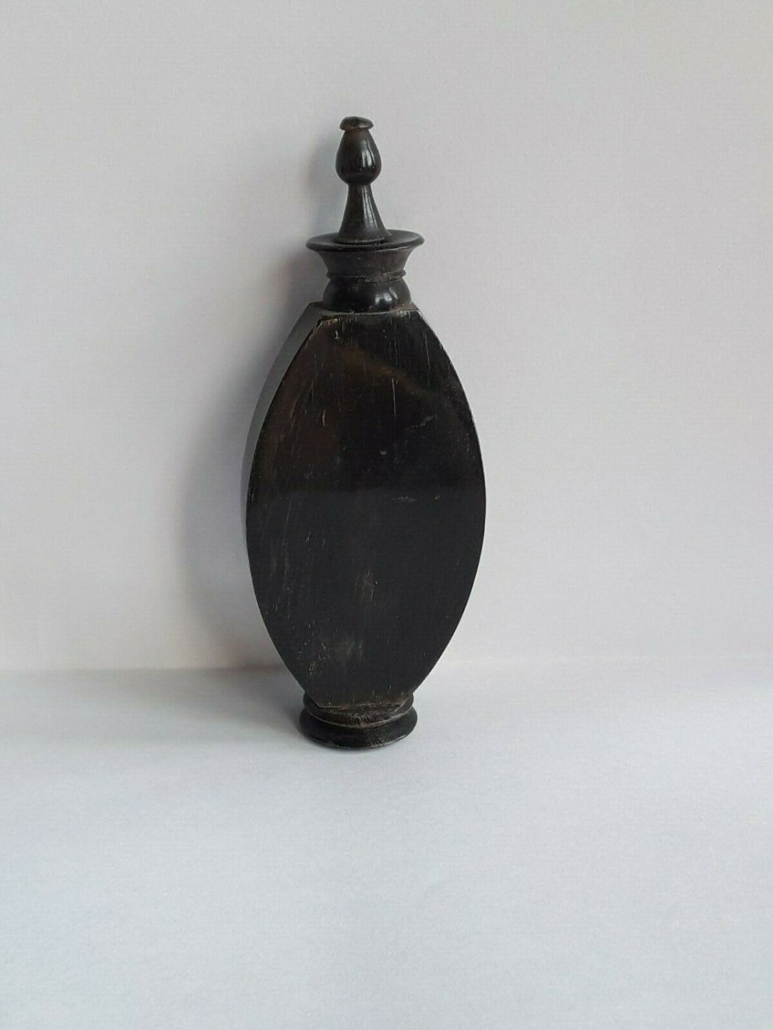 old  Rare snuff bottle  , animal antler