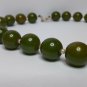 vintage old Bakelite necklace . green marble color