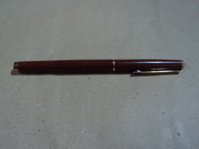 vintage inoxcrom fountain Pen made in Spain red Marmol color