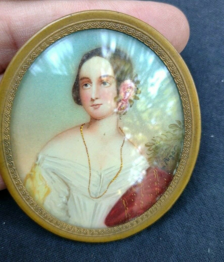 Antique portrait Miniature hand painted. frame   signed Heinrich F&Atilde;&frac14;ger??