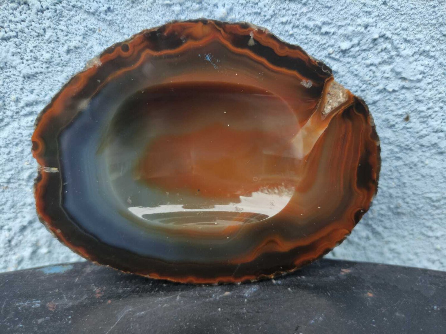 ashtray in brown agate stone fragment