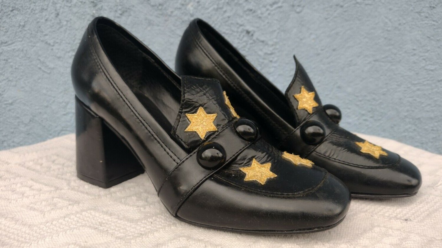 Ricky Sarkany Argentina ,vintage old black women's shoes with heels,