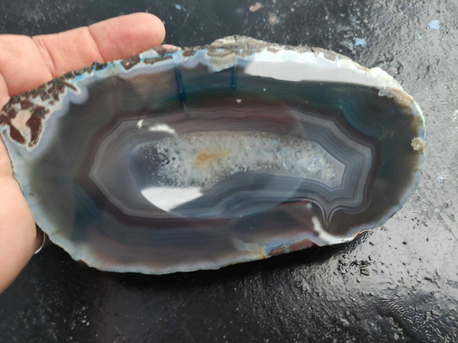 stone fragment carved  ashtray, bluish gray agate
