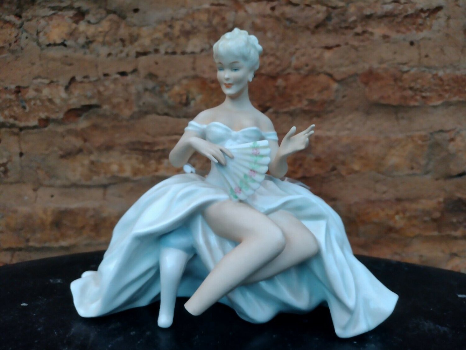 figure lady German Porcelain Schaubach Kunst break feet