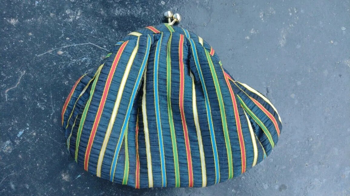 Vintage old  SMALL VINTAGE HANDHELD BLACK BAG