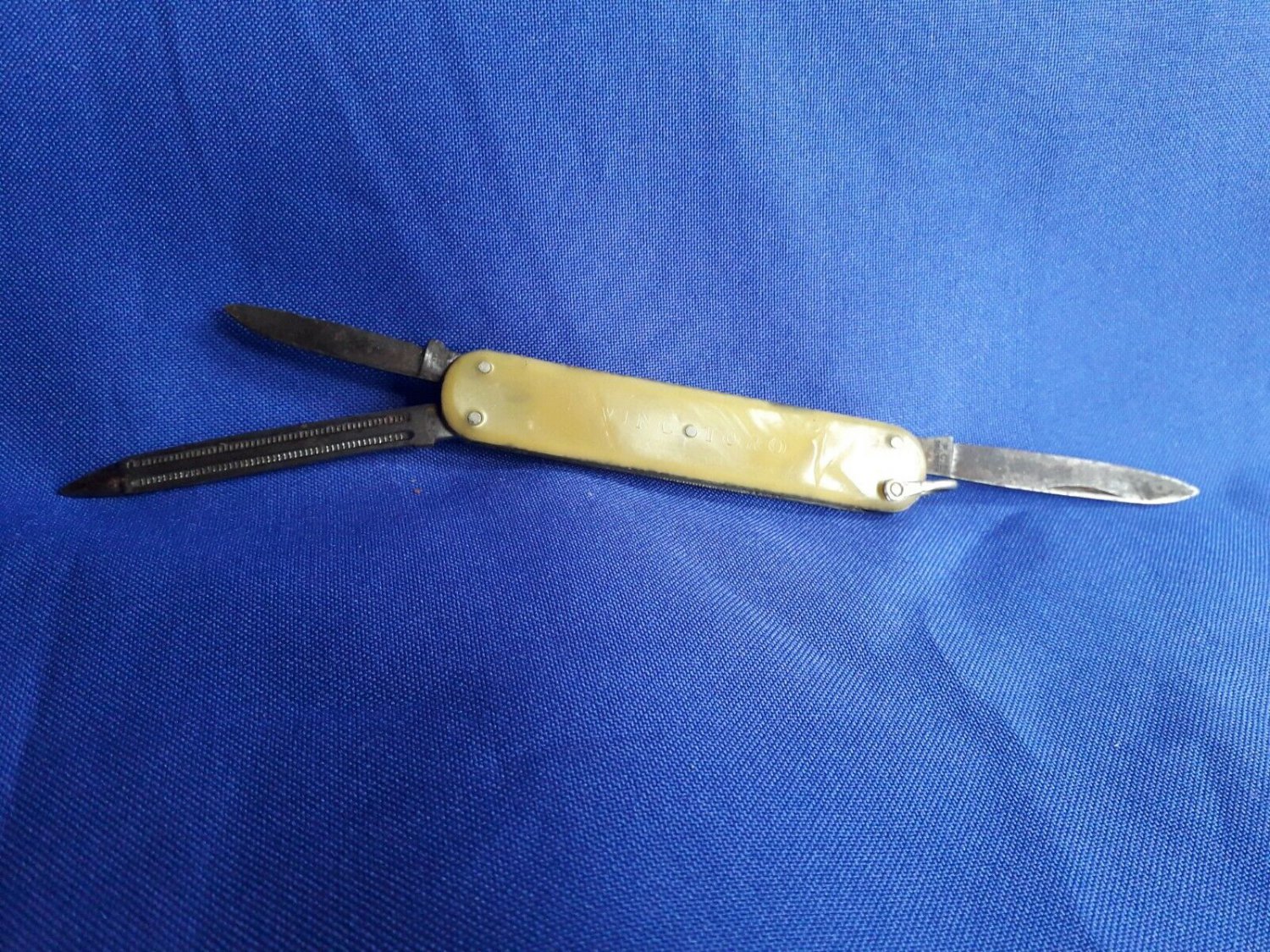 Old  ,Razor, penk nife Colecc. P.c.l Solingen VINO TINTO  Tint Wine