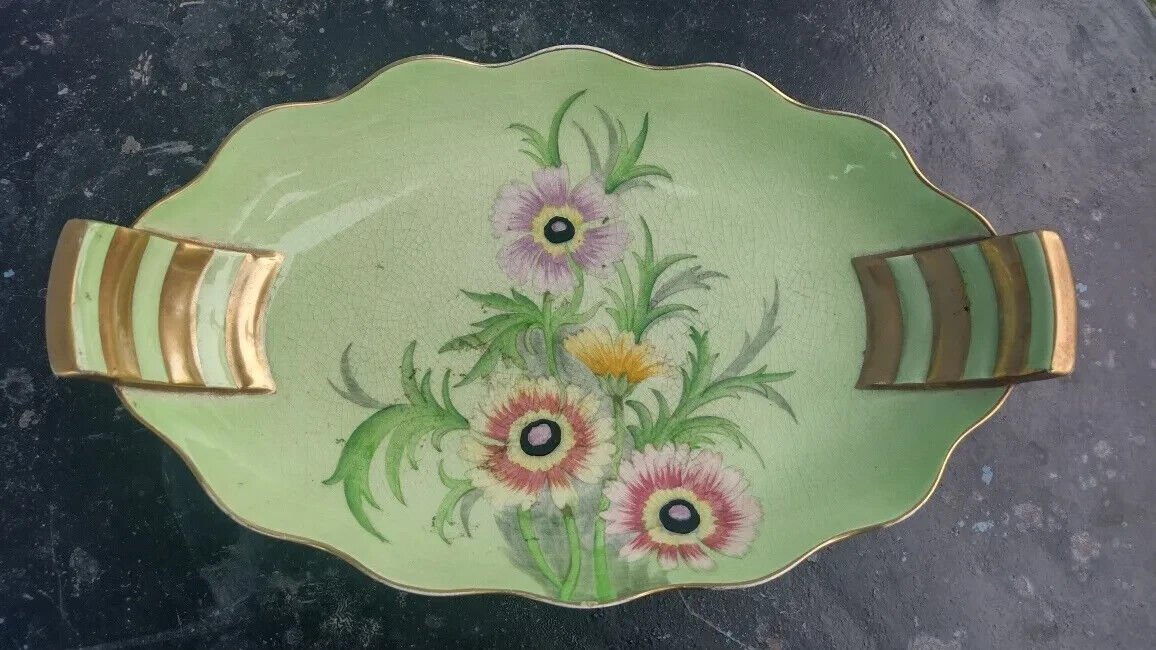 old ceramic pottery center. Carlton Ware Green color with flowers