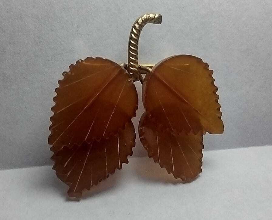 vintage, brooch. Russian natural amber brooch leaves