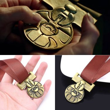 Star Wars IX Medal of Yavin Luke Skywalker Han Solo Medal of Bravery Props Cosplay