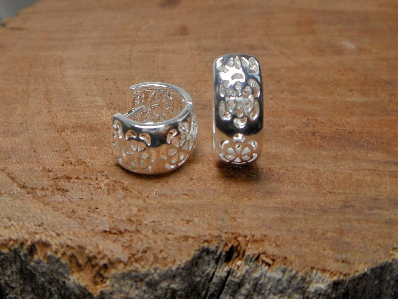 Handcrafted Flower Earrings Wide 6mm, 925 Sterling Silve Earrings, Silver Flower Hoop Earrings
