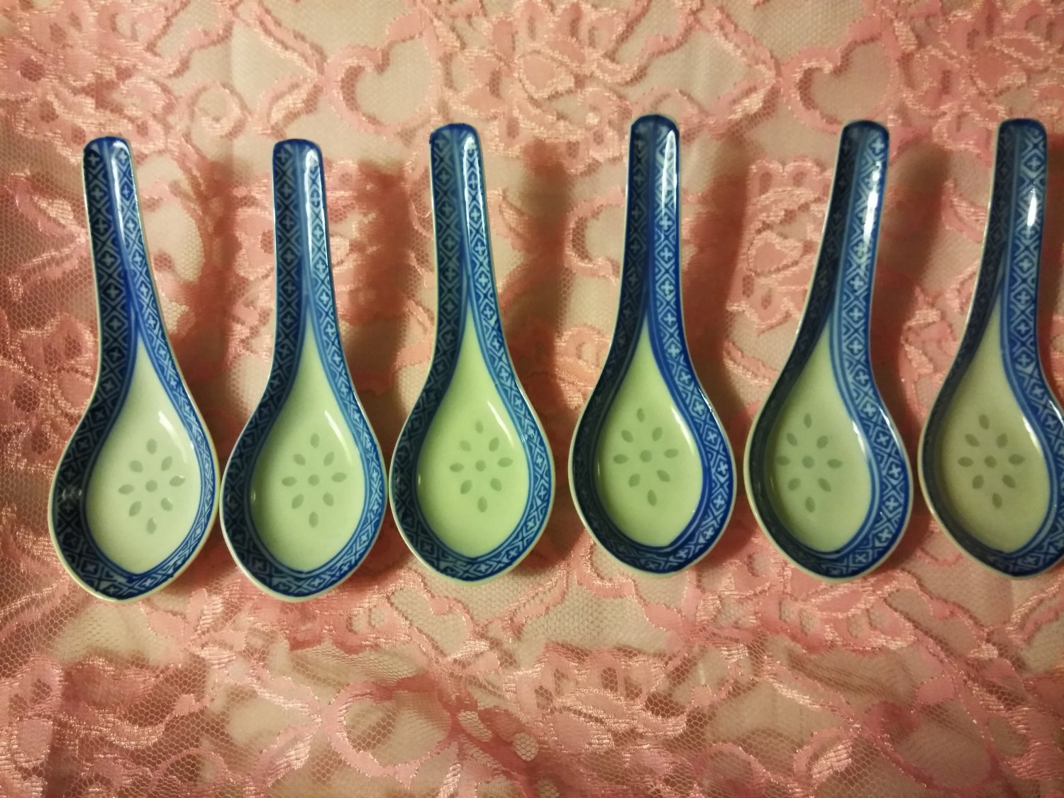 6 Vintage Chinese porcelain spoons