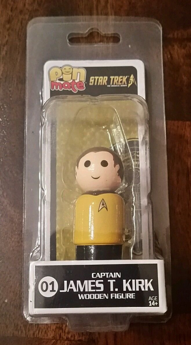 Star Trek : The Original Series - Captain James T. Kirk Pin Mate Wooden Figure