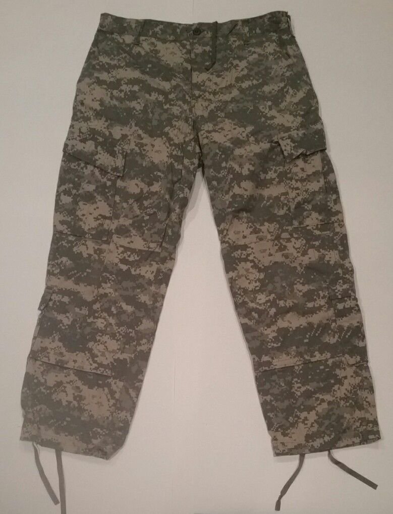 medium short pants