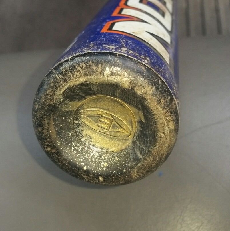 Easton Cyclone SK33B Fastpitch Softball Bat 31" 22 OZ 14" BARREL 9