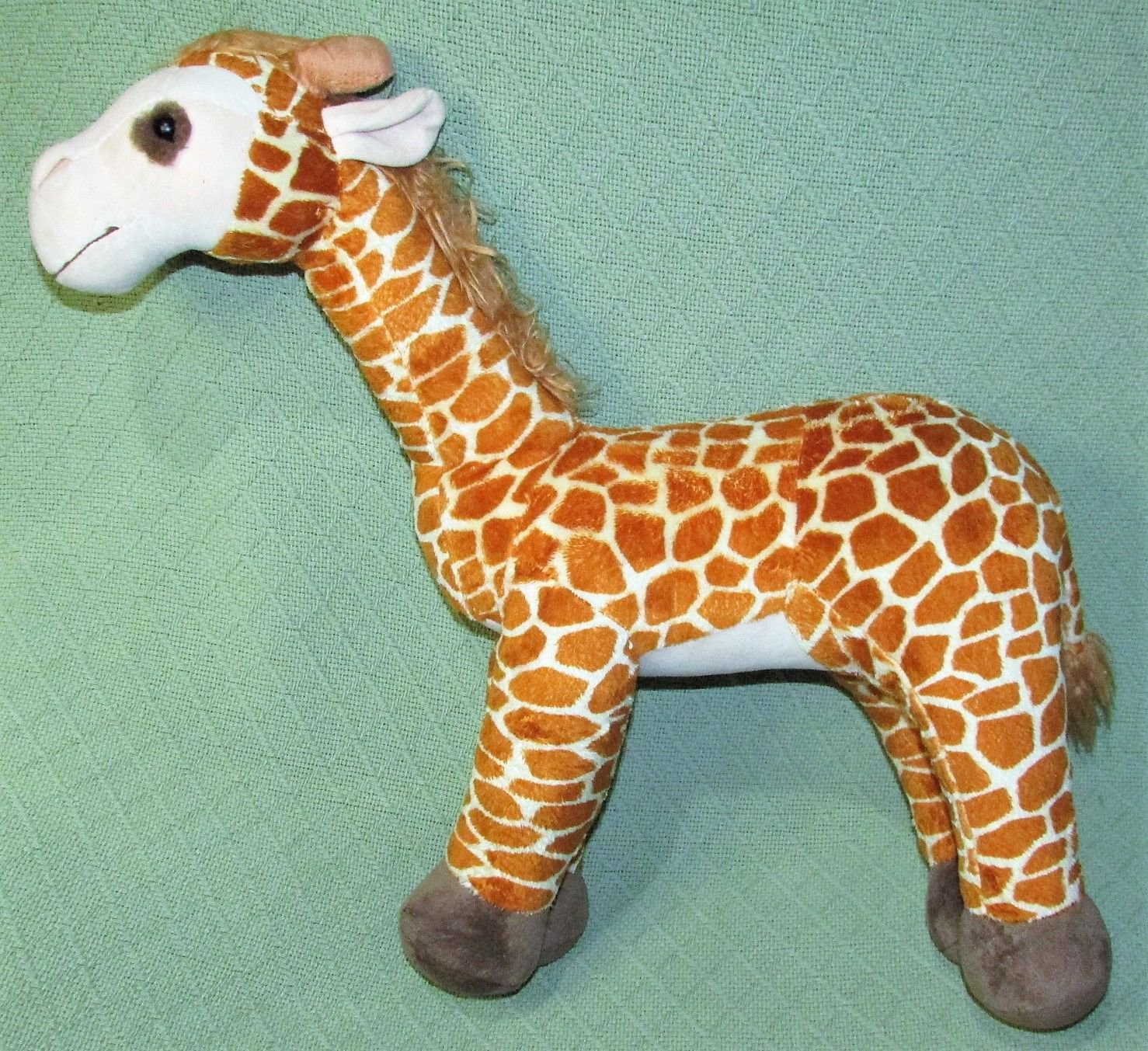 stuffed geoffrey the giraffe