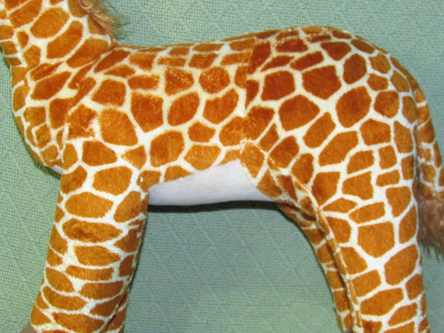 geoffrey the giraffe stuffed animal