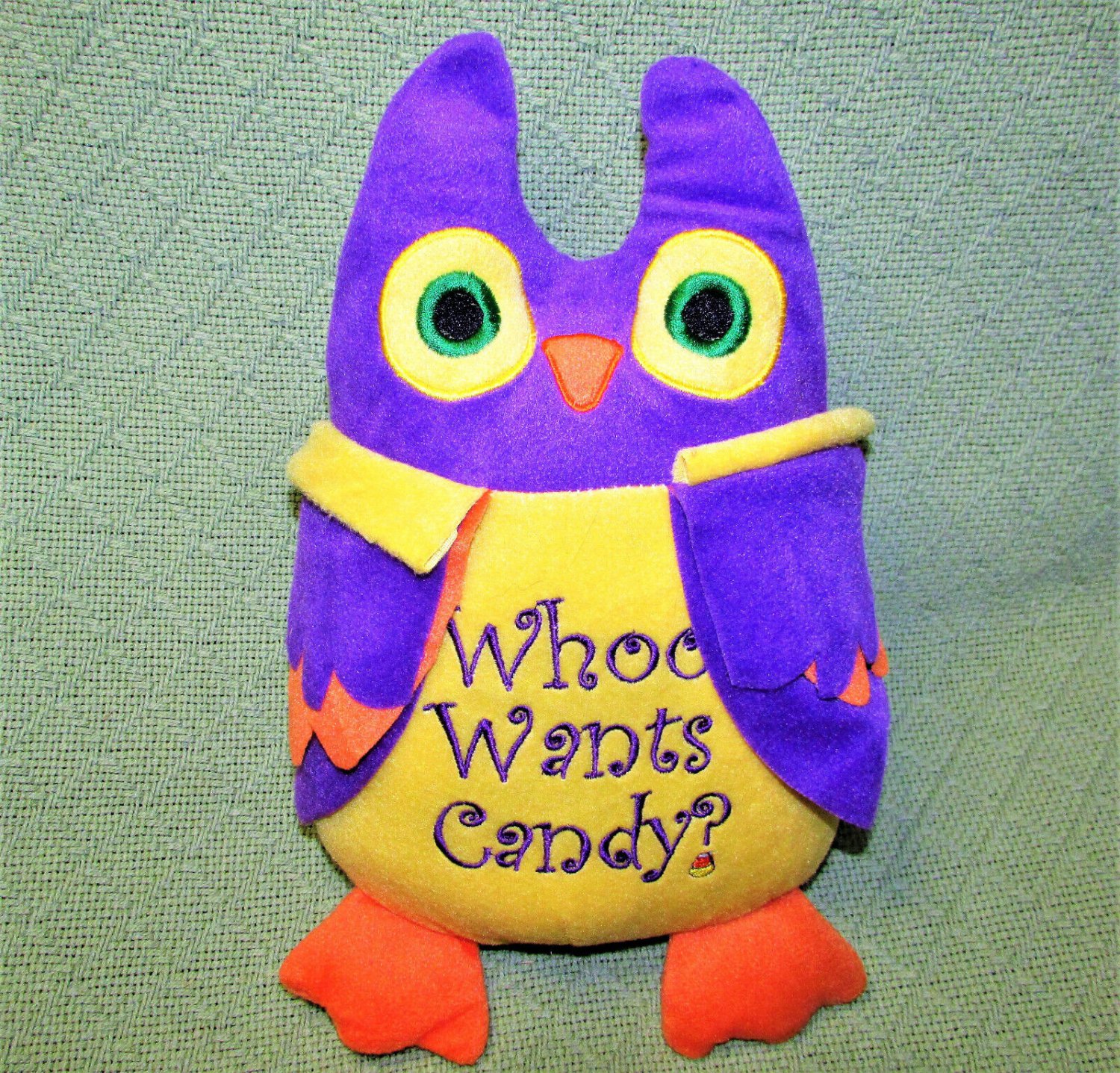 NEN HALLOWEEN OWL STUFFED ANIMAL WHOO WANTS CANDY 12" PURPLE YELLOW