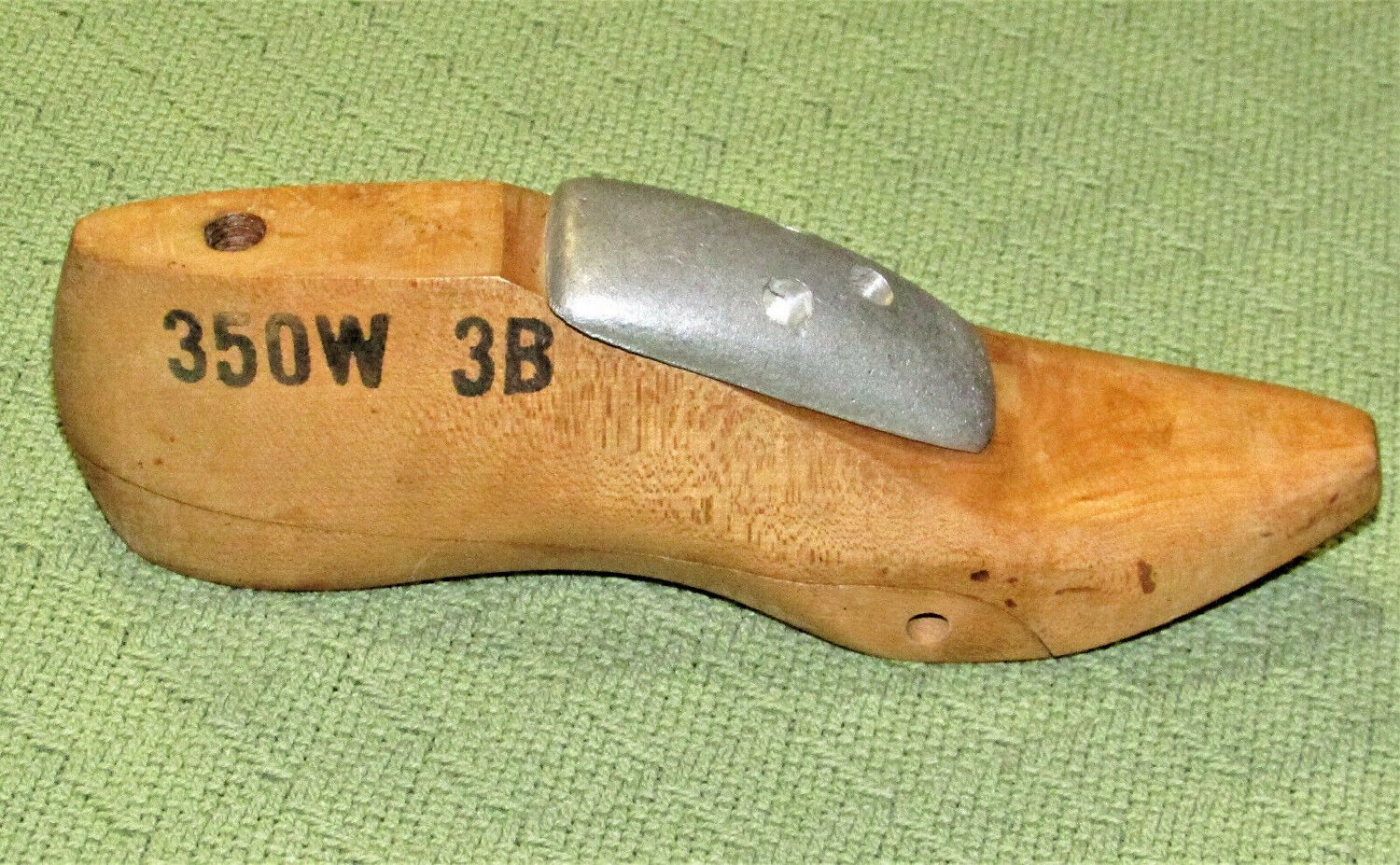 VINTAGE WOODEN SHOE FORM KRENTLER BROS. COBBLER ST. LOUIS 350W 3B