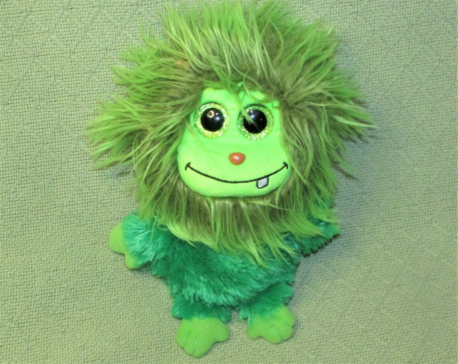 10" TY MONSTAZ SCOOPS 2015 GREEN FURRY PLUSH STUFFED ANIMAL TOY BIG