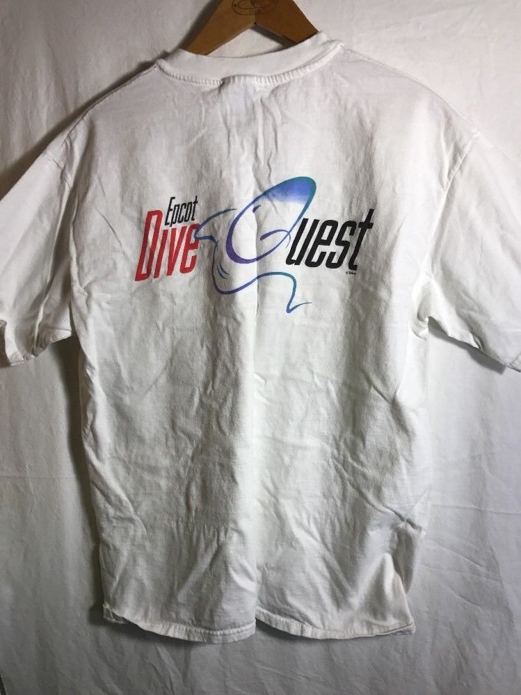 Disney Large T-Shirt Epcot Dive Quest Short Sleeve White Hanes Beefy-T