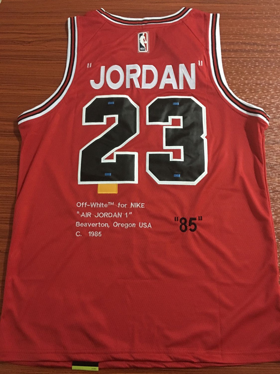 Mens Michael Jordan no.23 Chicago Bulls Commemorative Edition Basketball Jersey Red