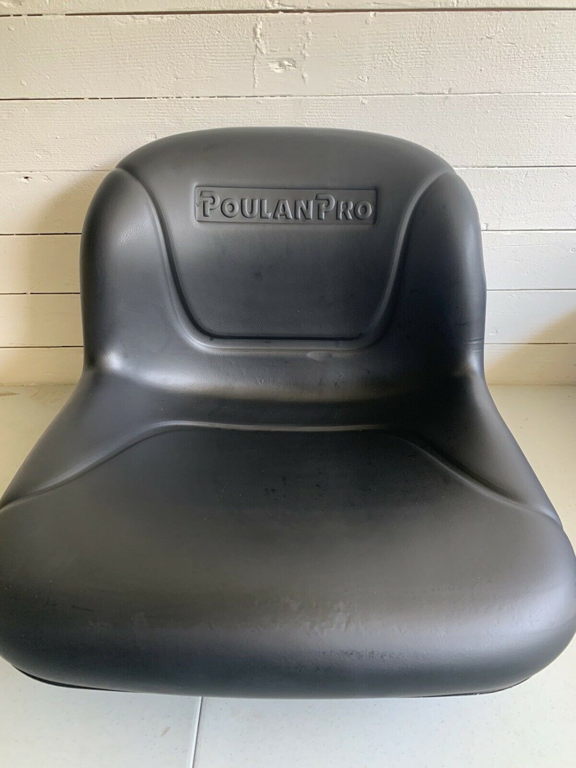 Husqvarna 406623 Lawn Tractor Seat Genuine OEM part Poulan Sears