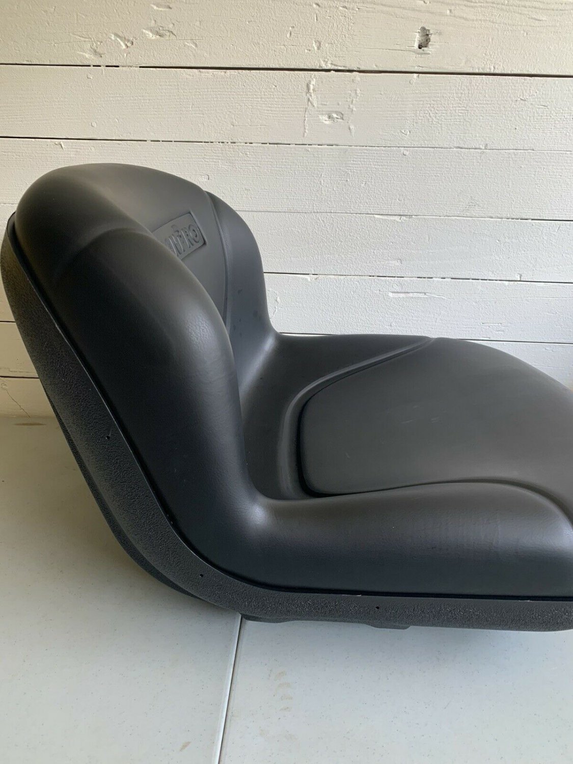 Husqvarna 406623 Lawn Tractor Seat Genuine OEM part Poulan Sears