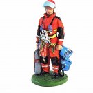 GERMAN FIREMAN 2003,EDICOLA FIGURES 1/32 ,HAND PAINTED,DELPRADO,COLLECTIBLE,NEW