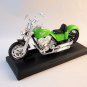 CLASSIC HARLEY TYPE BIKE,GREEN DIECAST MOTORMAX1/18MOTORCYCLE COLLECTOR'S MODEL