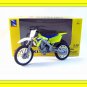 SUZUKI RM-Z450 NEWRAY 1/18 YELLOW DIECAST MOTORCYCLE COLLECTOR'S MODEL,RARE,NEW