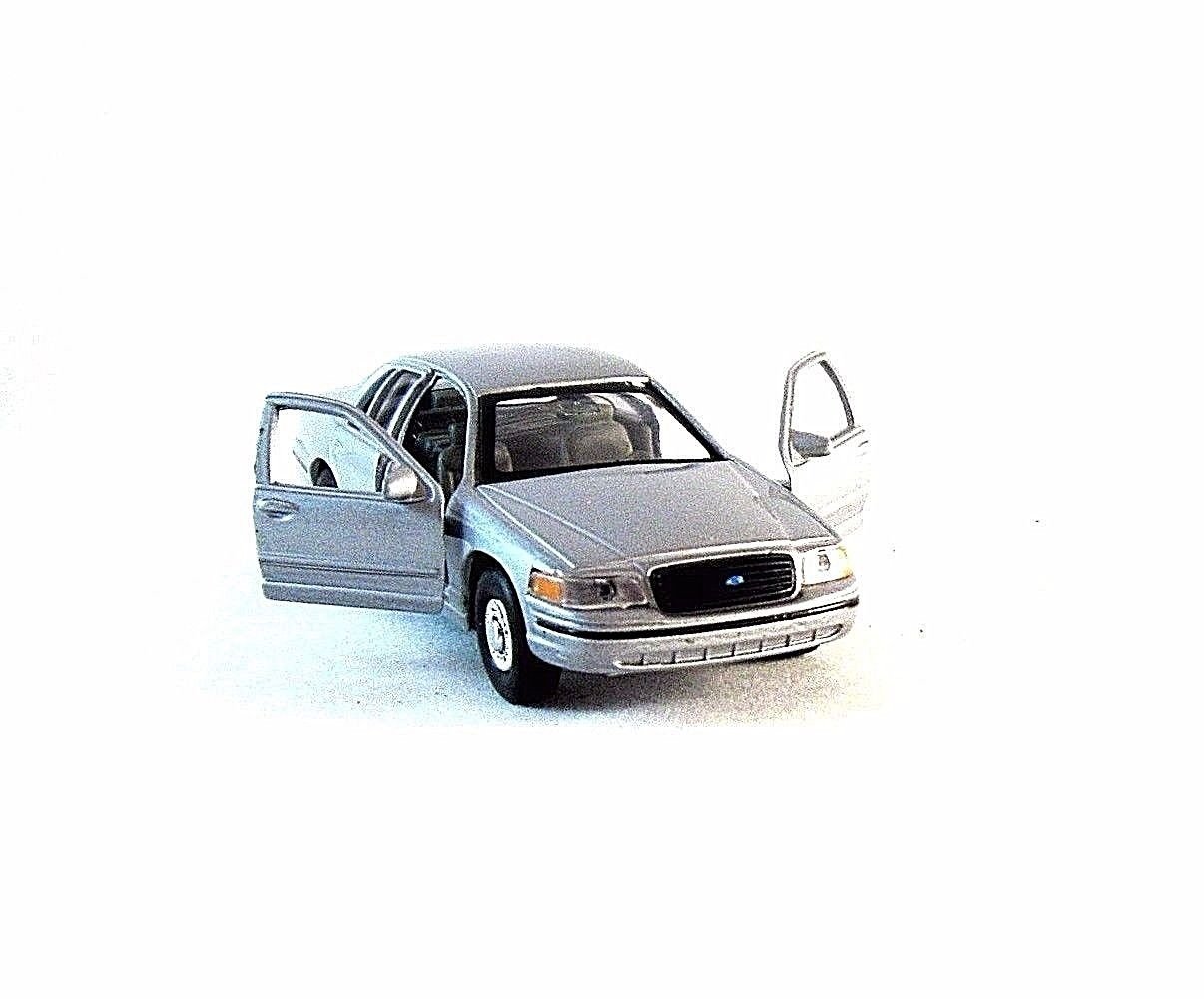welly ford 1999 crown victoria