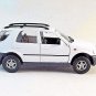 MERCEDES-BENZ M-CLASS WHITE WELLY 1/32 DIECAST CAR MODEL, CAR COLLECTOR'S MODEL