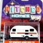 WINNEBAGO WINNIE DROP 1710 CARAVAN YEAR 2017 WHITE,GREENLIGHT 1:64 DIECAST MODEL