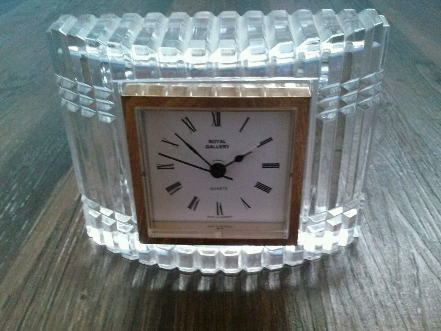 VINTAGE LEAD CRYSTAL ROYAL GALLERY MANTEL CLOCK