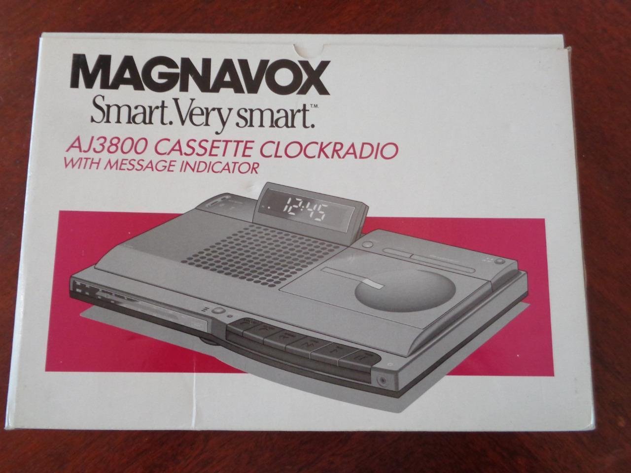 Vintage Magnavox Cassette Clock Radio
